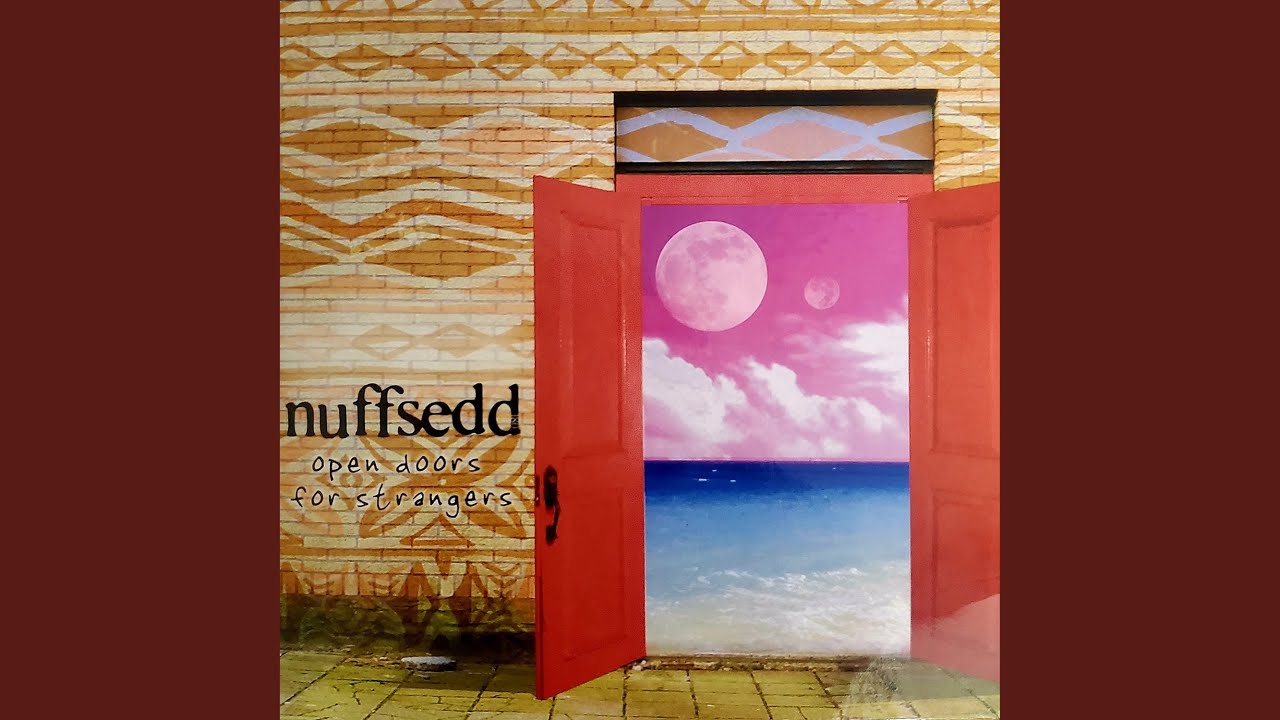 Watch Simple Eye on YouTube Watch Simple Eye on YouTube