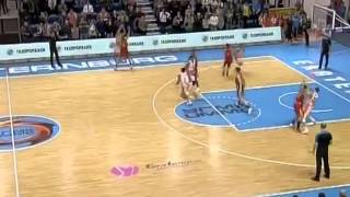 Sideline out of bounds play for 3 point shot!
