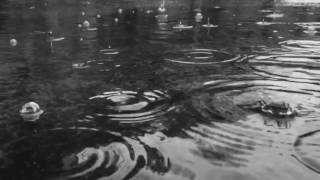 Rain Drops - Visual Relaxation And Deep Thinking (Headphones Recommended)