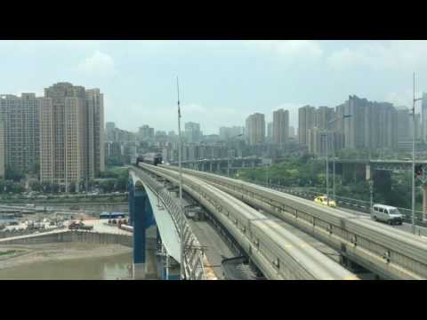 2017.5.8(月)13:06 重慶軌道交通3号線 牛角沱駅