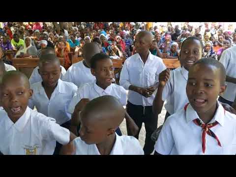 WATOTO LUSILILE S MSINGI WAKONGA NYOYO ZA WAZAZI WIMBO KWA WAHITIMU DARASANLA SABA WATOTO LUSILILE S MSINGI WAKONGA NYOYO ZA WAZAZI WIMBO KWA WAHITIMU DARASANLA SABA