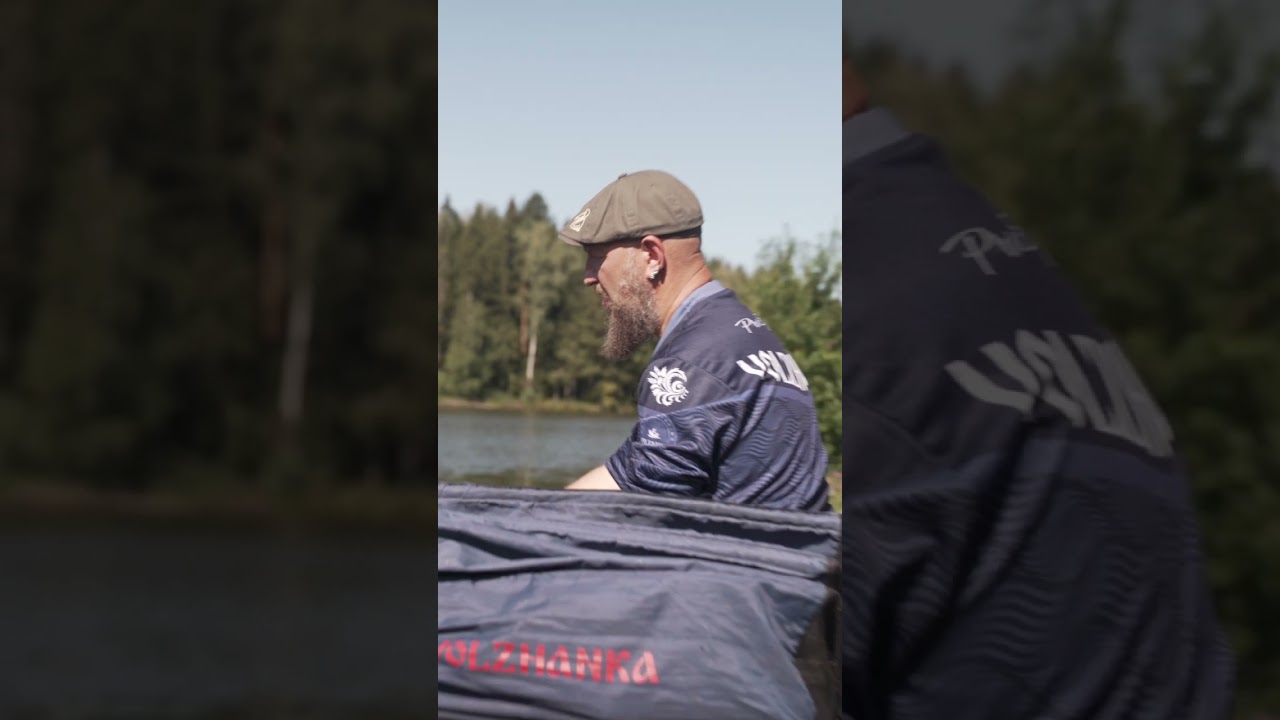 На что Андрей Думчев ловит карасей 