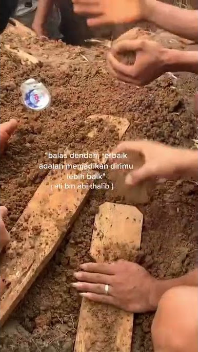 story wa 30 detik | balas dendam terbaik adalah