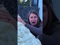 مقالب زوجية سيارة مغطاة بالفوم والثلج