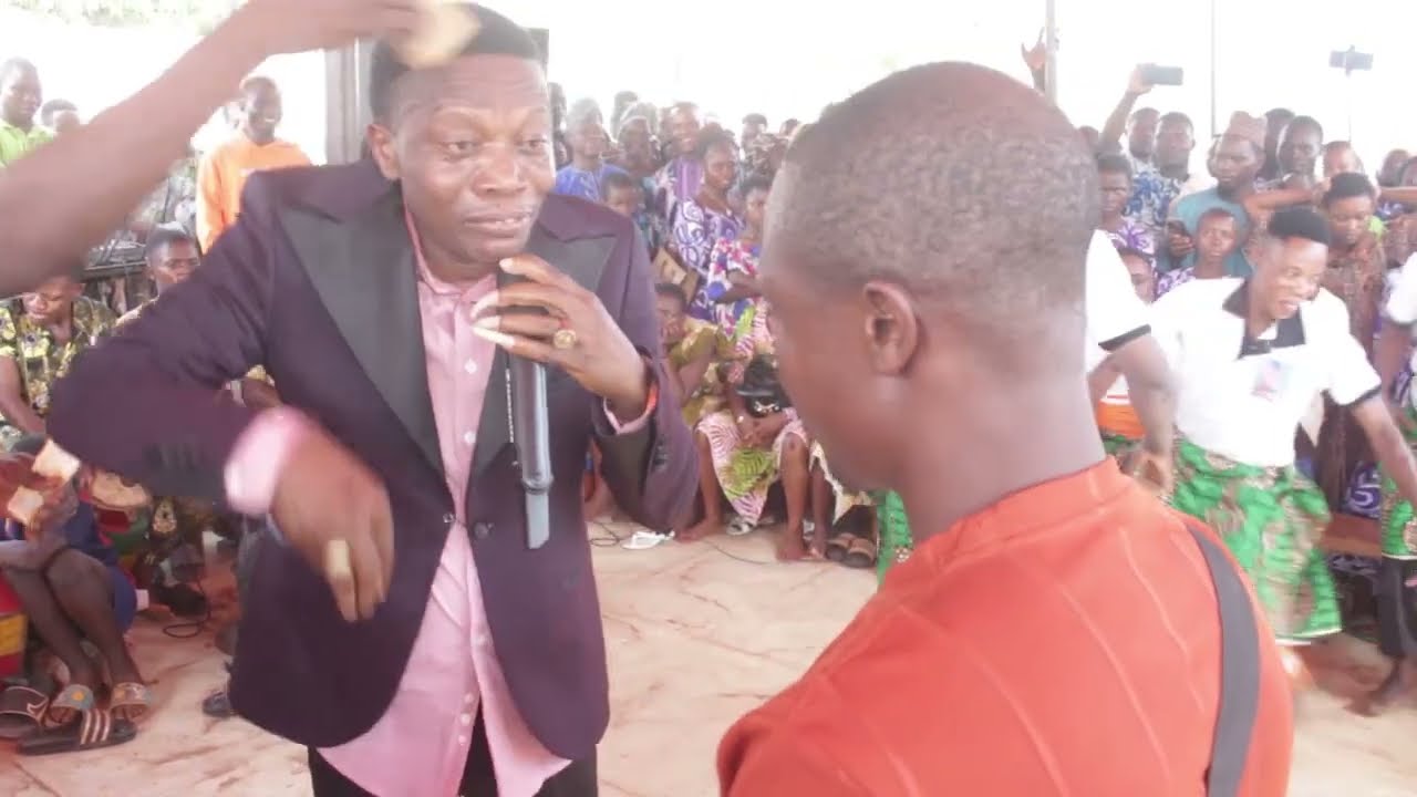 ALLEVI en performance Live partie 2 à TOVIKLIN 