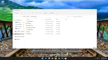 How To Make A File Or Folder Hidden In Windows 11/10 [Tutorial]