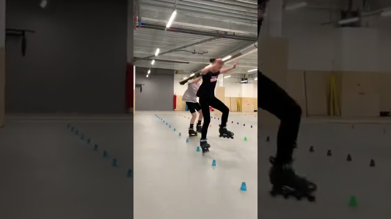 Pair slalom by InMove girls Varya and Veronica 