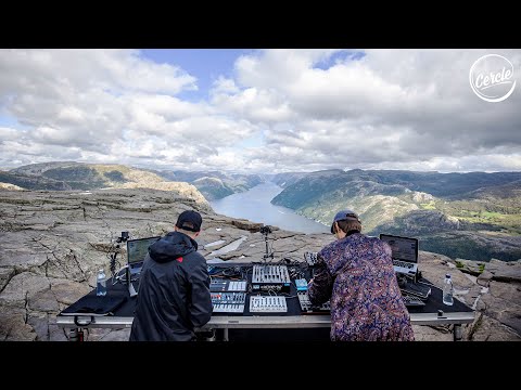 Vídeo: Noruega, Preikestolen: descrição e fatos interessantes