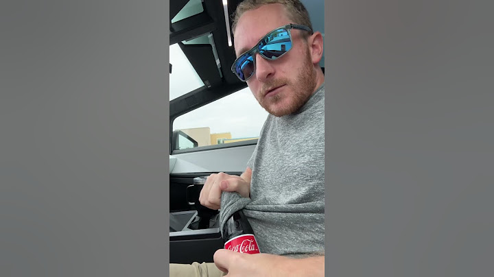 This is what Tesla Cybertruck owner do at the Supercharger