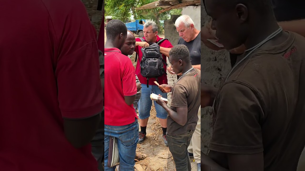 Am CUMPĂRAT toate MATERIALELE pentru FÂNTÂNA din AFRICA ca să OFERIM APĂ GRATIS