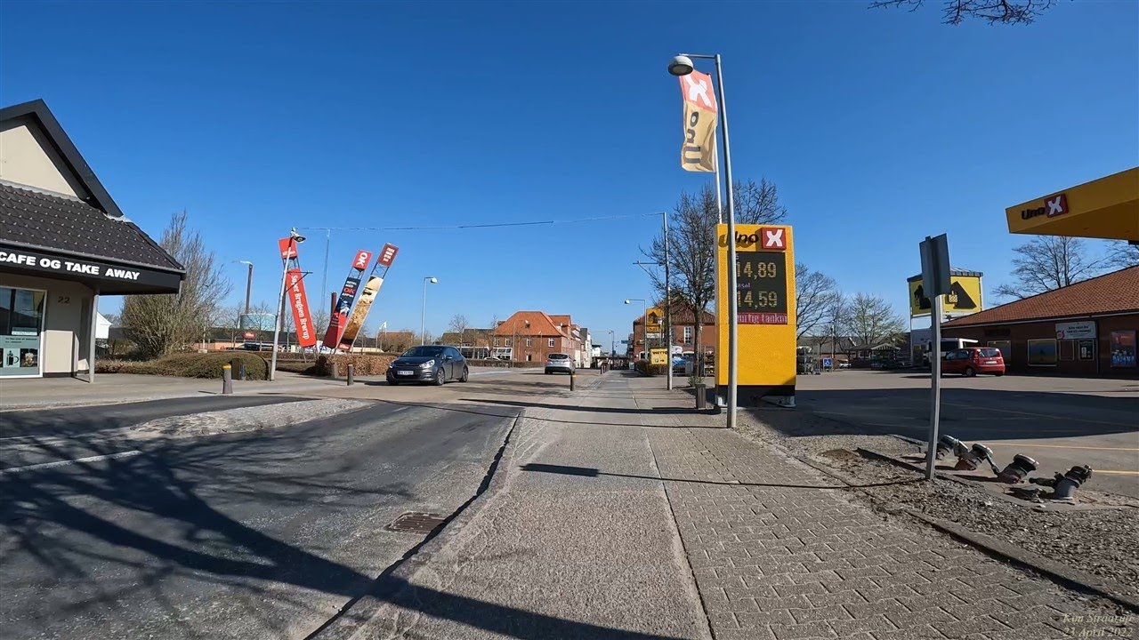 På Cykel Gennem Brørup Fra Harbjerg Til Esbjergvej. 23 April 2022.