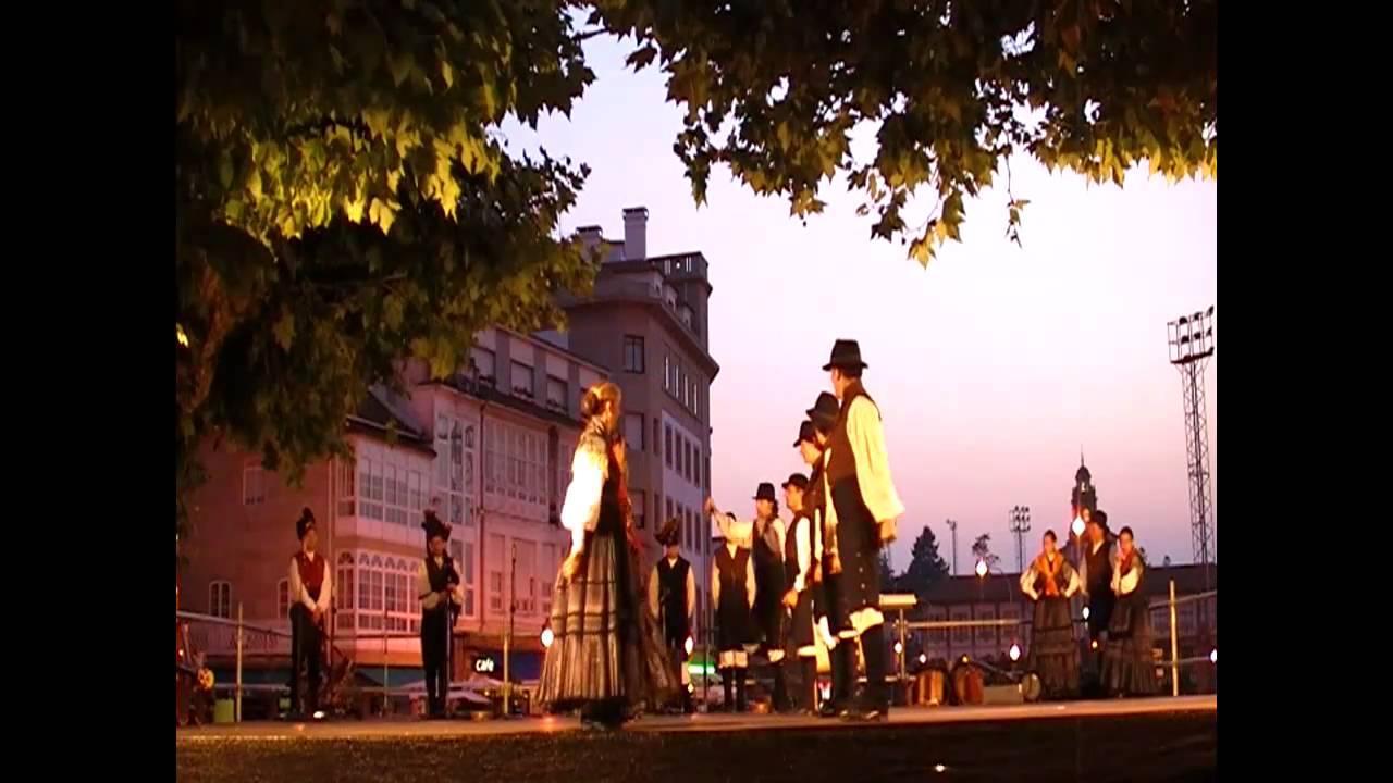 Galician traditional folk dance: Muiñeira cruzada de Pazos de Borbén & Muiñeira de Fonsagrada tipico ドイツ
