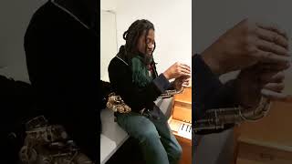 Soweto is using metal Mr PS Resonator. #saxophone #jazz #music
Soweto is using metal Mr PS Resonator. #saxophone #jazz #music Soweto is using metal Mr PS Resonator. #saxophone #jazz #music