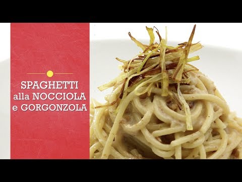 Spaghetti con pesto di nocciola e Gorgonzola