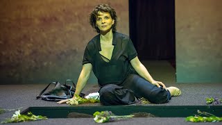 Download Lagu Juliette Binoche/ Antigone at the Barbican 2015 MP3