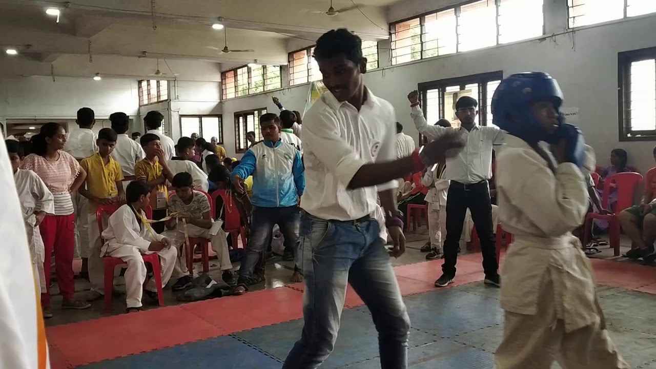 SN Fitness & Sports Club Mumbai Ganesh Sathe (2) (Blue Corner)