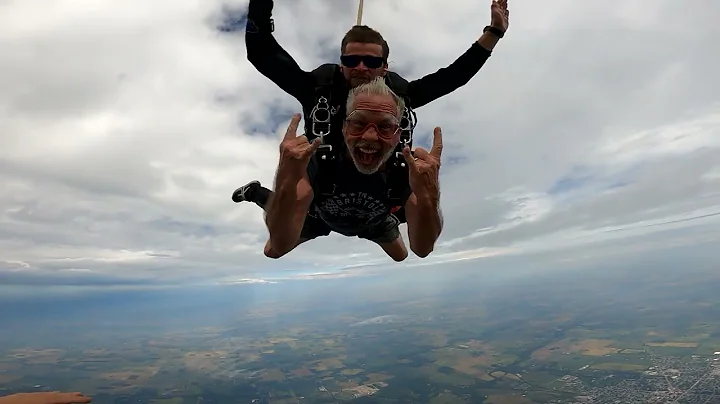 Gerald Pugh - Tandem Skydive at Skydive Indianapolis