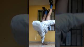 Hay Lupita Bailando Explosivo Ritmo El mejor bailarín del mundo #tiktok #dance #shorts #viral