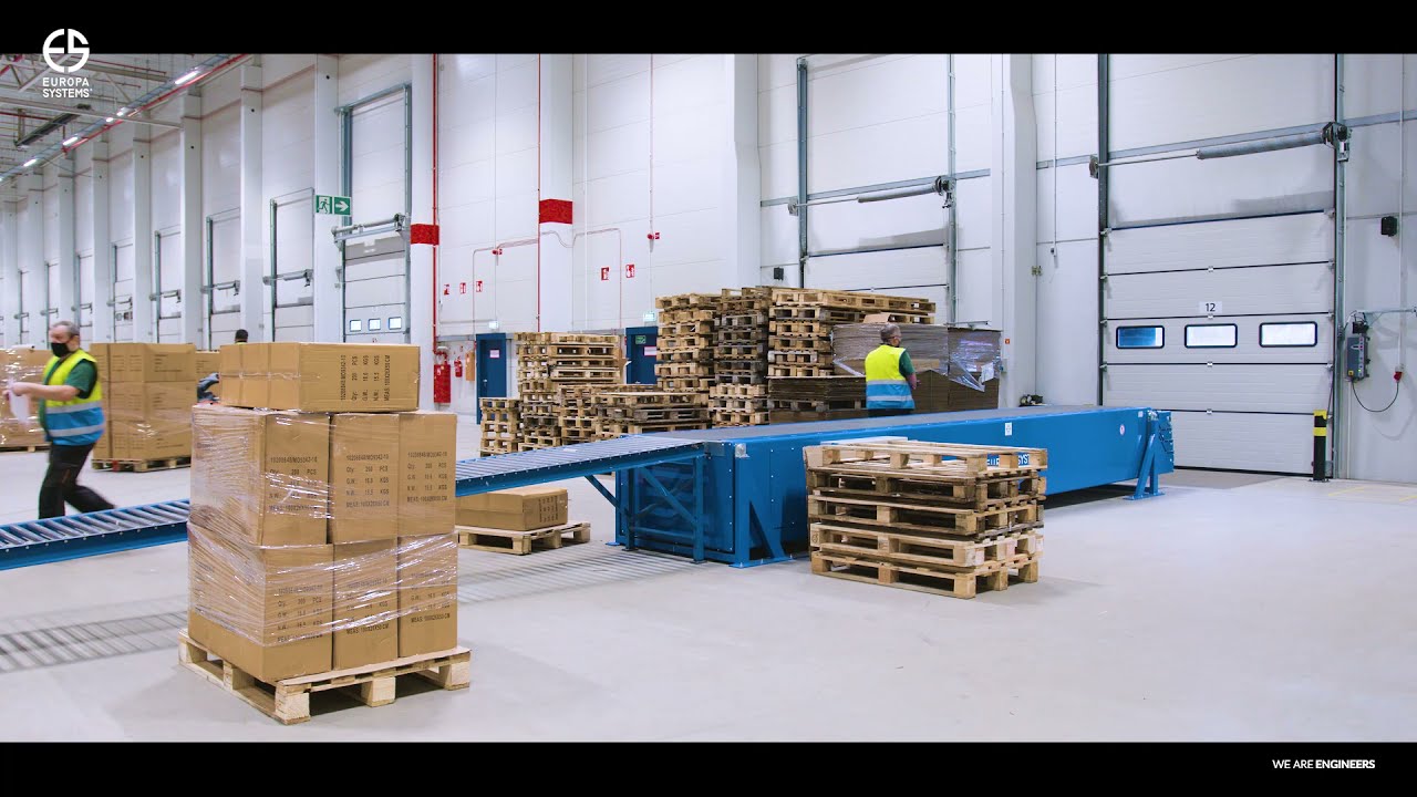 TELESCOPIC CONVEYOR - truck unloading solution for eCommerce | Warehouse Automation | Europa Systems