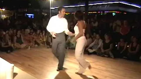 Jason & Holly Cagle - shag dance