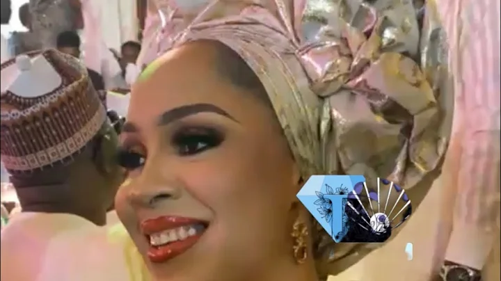 KING WASIU AYINDE SING PRAISES OF HIS WIFE EMMANUELLA LATEST ALHAJA BALIKIS AT AN EVENT