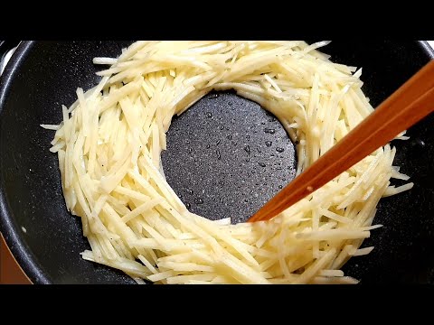 감자 2개만 준비하세요~감자로 이렇게 만들어줬더니 식구들이 서로 먹겠다고 난리에요! 간단하고 바삭하고 고소한 감자전