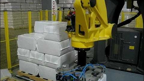 Fanuc M410iB Palletizing Robot