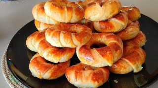 Bu Yöntemi̇ Neden Daha Önce Bi̇lmi̇yordum Mi̇lföy Gi̇bi̇ Dağilan En Kolay Ve En Lezzetli̇ Börek Tari̇fi̇