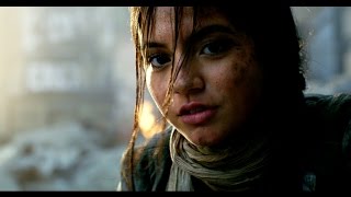 Transformers: The Last Knight Preview – Izzy Stays And Fights