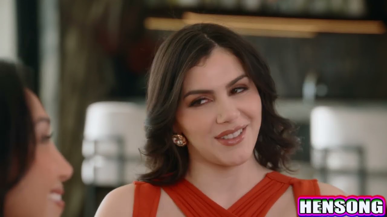 HENSONG -VIXEN Insatiable Besties Valentina And Vicki Share Young Studs Co*k | Public Agent