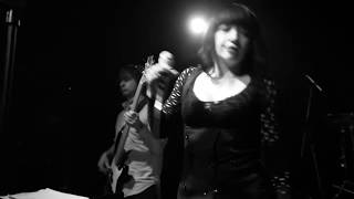 LYDIA LUNCH RETROVIRUS - Burning Skulls