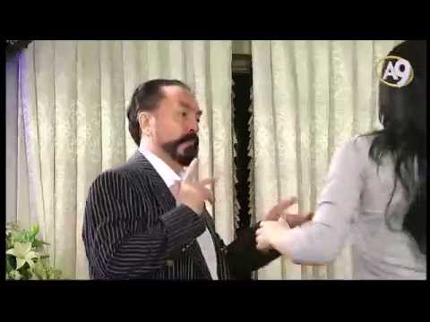 Adnan Oktar esmer güzeli kediciği Sibel'le dans etti.