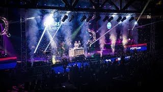 Gamers Assembly 2018 ! A Poitiers !
Jai eu la chance cette année encore daller à la GA, et ça reste mon salon préféré, à échelle humaine, il y a plein de choses à faire et il nest pas trop chère ! Alors si vous voulez maccompagner lan prochain ça sera avec plaisir !
...
► Stream : http://www.twitch.tv/nubeslegend
► Faire un don : https://twitch.streamlabs.com/nubeslegend
► Chaine irl perso : https://www.youtube.com/channel/UCVP3MTpwQQslNDBTfLrOQvQ
► Twitter : http://twitter.com/NubesLegend (@NubesLegend)
► Facebook : https://www.facebook.com/NubesYT (NubesYT)
► Google+ : https://plus.google.com/u/0/104370036392064314646/posts (NubesLegend)
► Discord : https://discord.gg/0z5GYzwxd2f7DrBe
► Contact Pro (Sponsors, etc pro uniquement !) : NubesLegendPro@gmail.com
► Achetez Battlefield 1 à 30€, achetez dautres jeux moins chères : https://www.kinguin.net/fr?r=27682
ET avant de payer, mettez le code Nubes pour avoir une réduction !
Noubliez pas de laisser un jaime/favoris et de partager si cette vidéo vous plait !
Ma config : https://www.youtube.com/user/NubesLegend/about Gamers Assembly 2018 ! A Poitiers !
