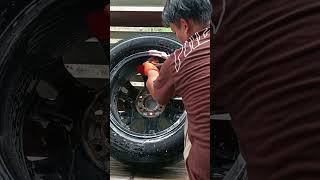 🛞 Decon Wheels Service 😜30 minutes of deep wheel cleaning in 2 minutes ✨