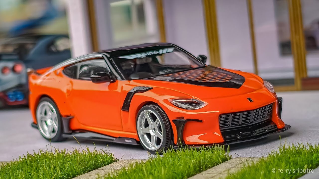 1/64 Scale Nissan Z Veilside (FFZ400) Orange Color by Mini GT