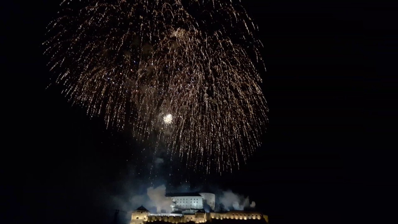 Новогодний салют. Австрия.Куфштайн