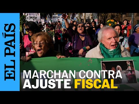 PROTESTA de JUBILADOS contra JAVIER MILEI: se suman reclamos sociales | EL PAÍS