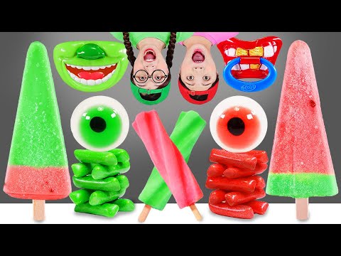 Red VS Green Ice Cream Mukbang 빨간색 초록색 아이스크림 먹방 DONA 도나 