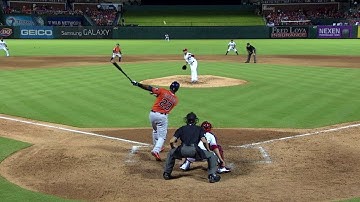 HOU@TEX: Carter lines an RBI single to center field
