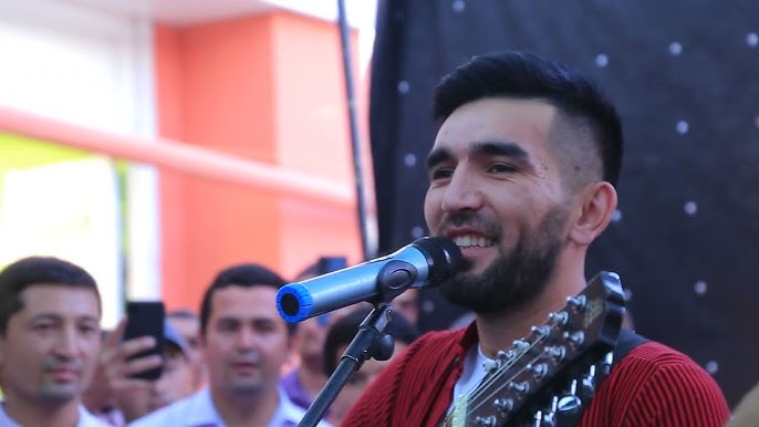 Qisqa oq kechki liboslar fotosuratlari Qora odam qizlar bilan qopol jinsiy aloqa qilishni yaxshi koradigan xotinining lesbiyanka dostini si