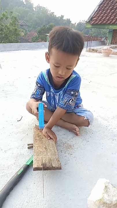 AZKA MEMBUAT KETAPEL BUATAN SENDIRI 12 Desember 2022