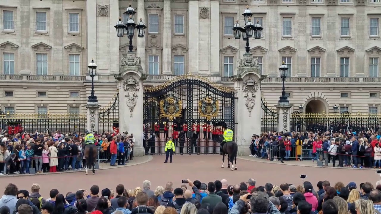 Rule Britannia/Land of Hope & Glory as performed by the Regimental Band