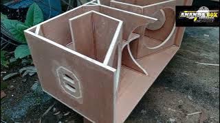 Kontruksi' Box ventit double 15 inch karakter low jedug'