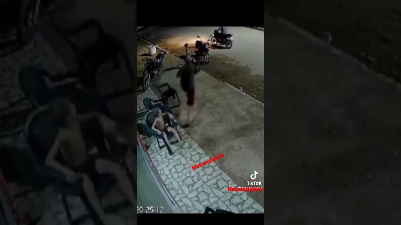 Ladrão rouba celular de criança na rua #ladrao #brasil #viralvideo #roubando #1KCreator!