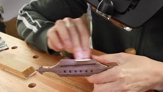 Restoring an antique parlour guitar part 20: Final sanding of the bridge