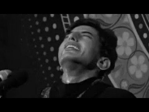 عايش بس مذبوح 