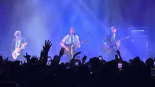 The Click Five Live in Singapore- Empty