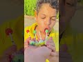 اكل كل المربيلا الوان والطفل المفجوع اكل كل المربيلا الوان والطفل المفجوع