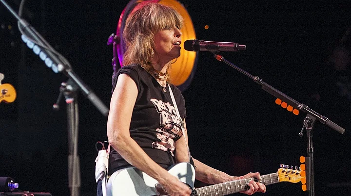 The Pretenders on Austin City Limits "Middle of th...