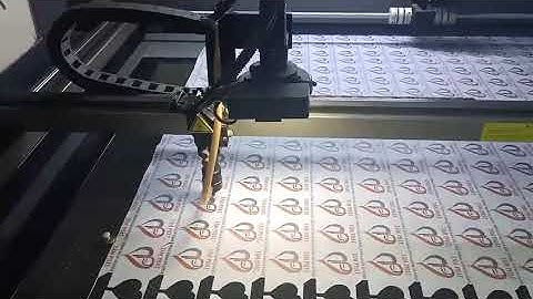 Máy Cắt Laser - Cắt Logo - Cắt Con Giống Thêu